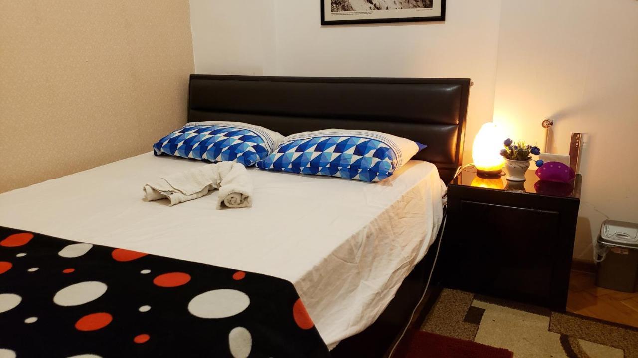 Taj Hostel Tbilisi Ngoại thất bức ảnh