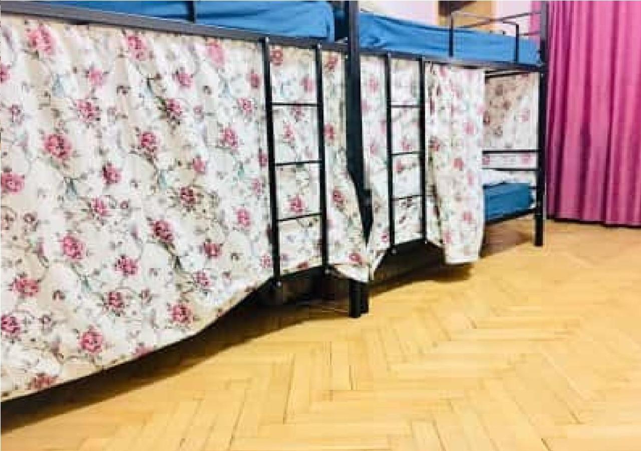 Taj Hostel Tbilisi Ngoại thất bức ảnh