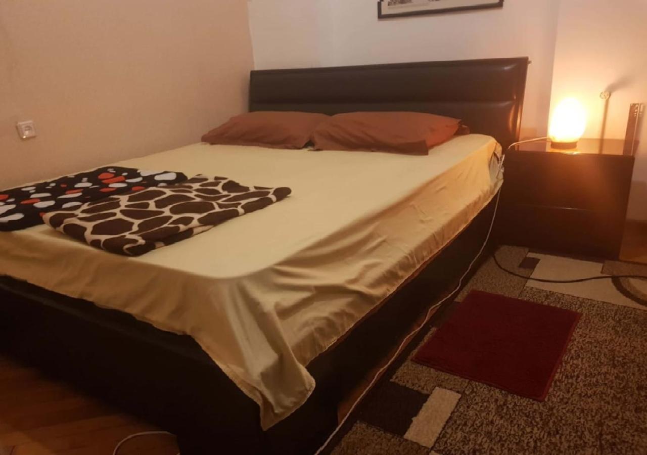 Taj Hostel Tbilisi Ngoại thất bức ảnh